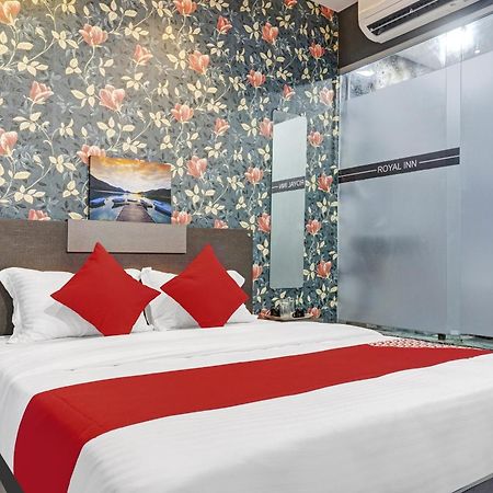 Oyo Flagship Hotel Royal Inn Сурат Экстерьер фото