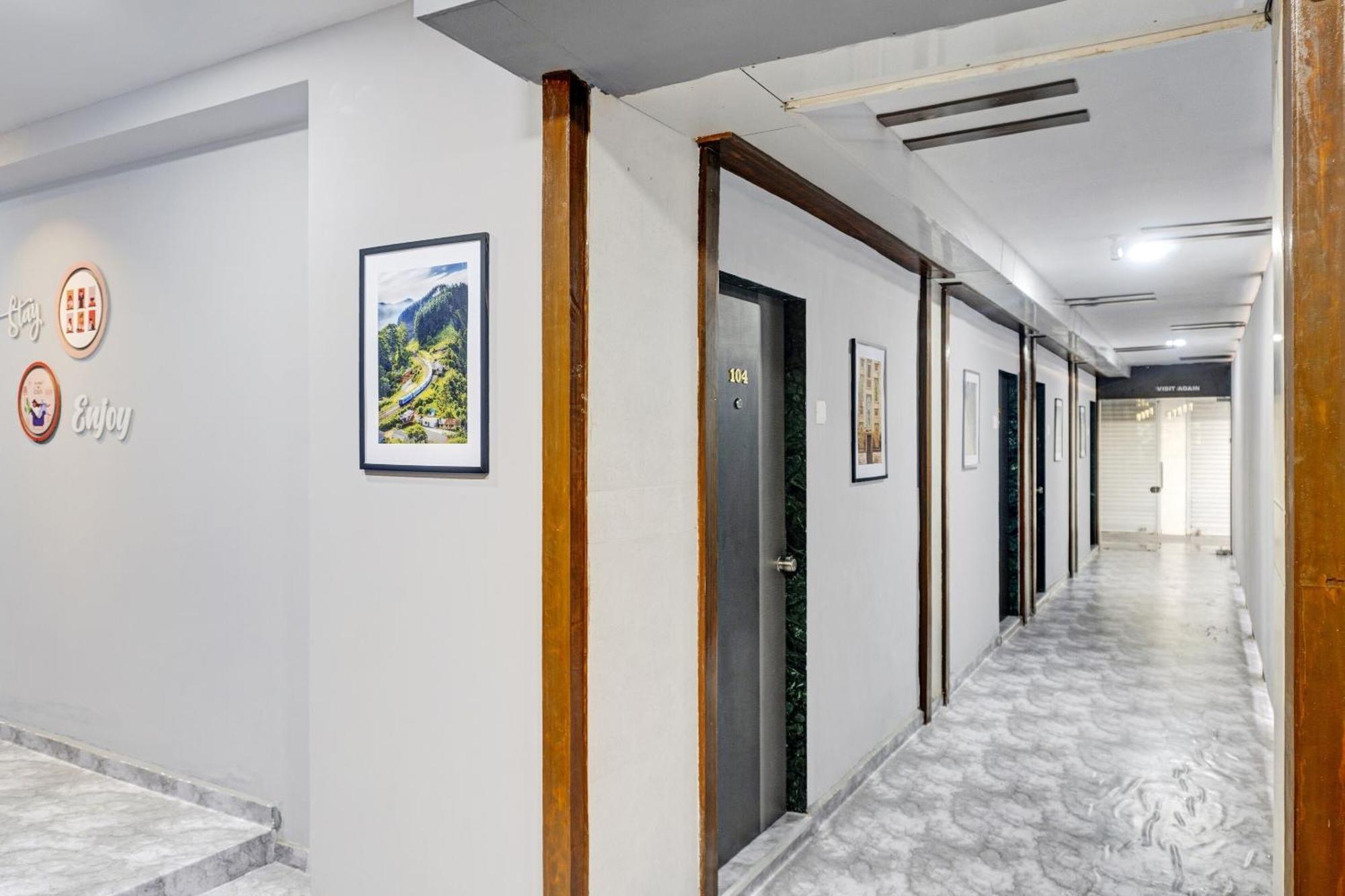 Oyo Flagship Hotel Royal Inn Сурат Экстерьер фото